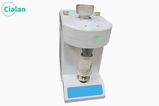 Grain grinding mill