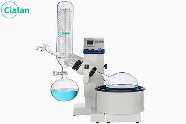 rotary vacuum flash evaporator