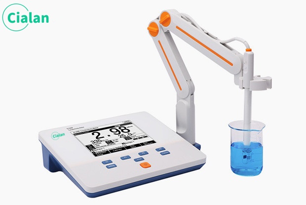 Conductivity meter 